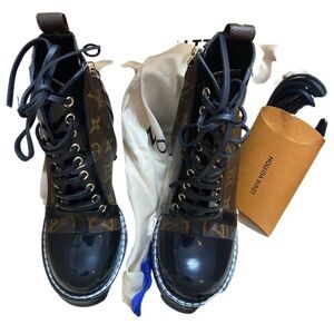 Louis Vuitton Star Trail Ankle Boots